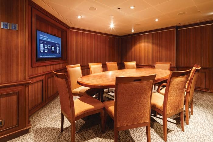 Silversea - Silver Spirit - Card and conference room.jpg